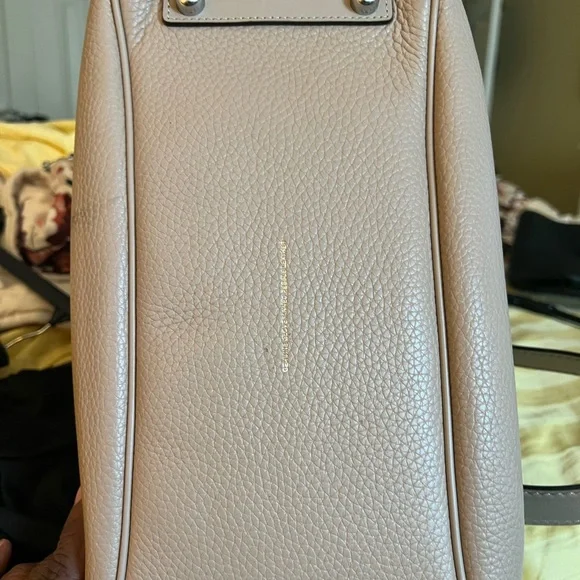 NWOT Coach 1941 Cass Hobo - Picture 7 of 7